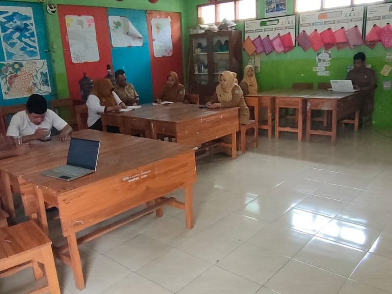 KOMUNITAS BELAJAR BERGEMA " SDN 4 SUMBERKOLAK "