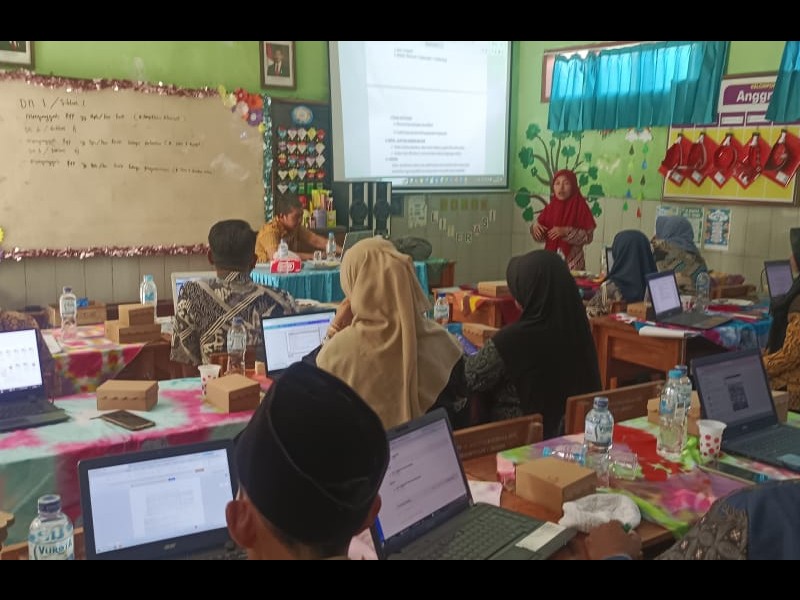 KOMUNITAS BELAJAR